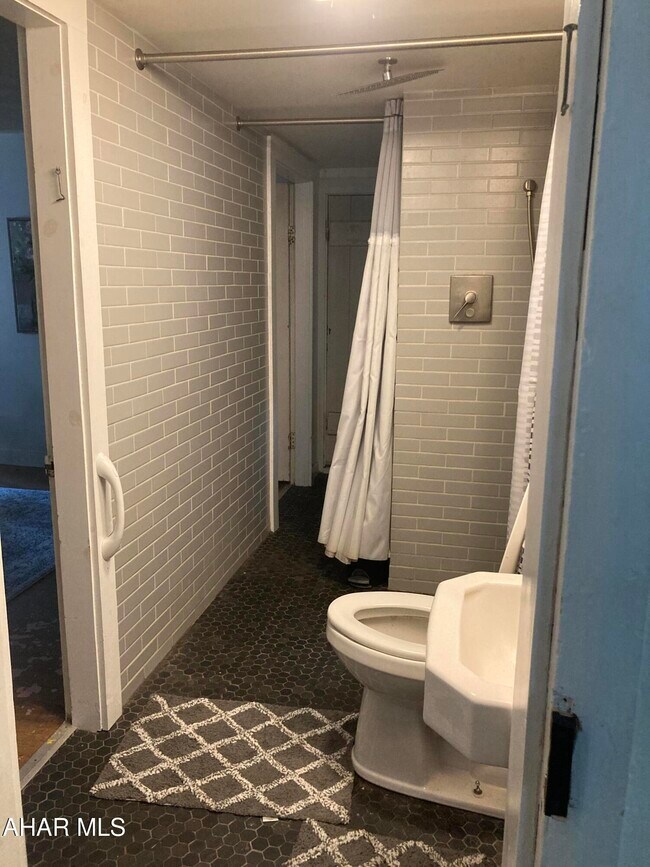 Foto del edificio - 3117 Main Rd