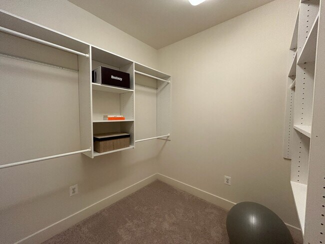 Interior Photo - The Residences at Arundel Preserve