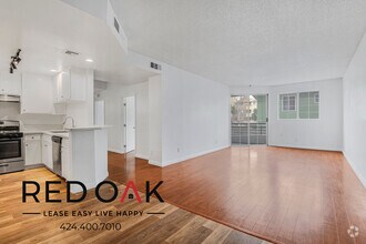 Building Photo - 4320 S Centinela Ave
