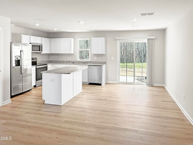 Foto del edificio - 150 Elyse Overlook Lp