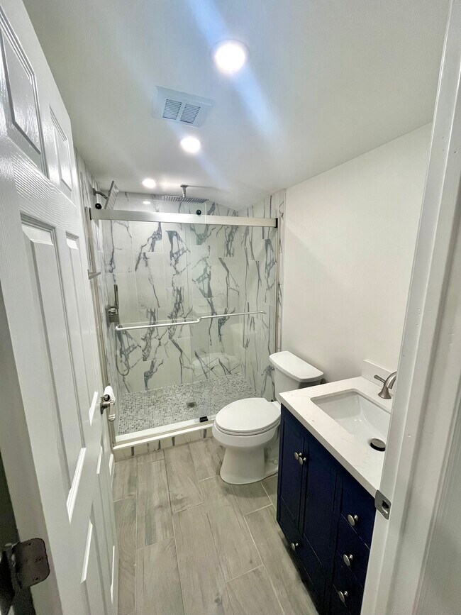 Foto del edificio - 38 51st St