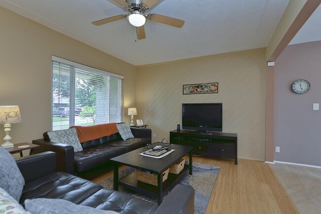 Foto del edificio - 5850 24th Ave S