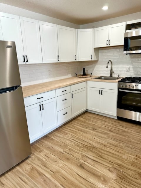 Foto del edificio - 1317 E 8th St