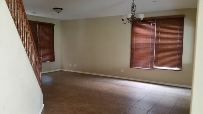 Foto del edificio - 4105 W Saint Charles Ave