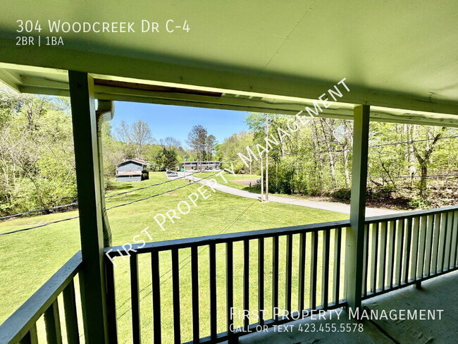 Building Photo - 304 Woodcreek Dr C