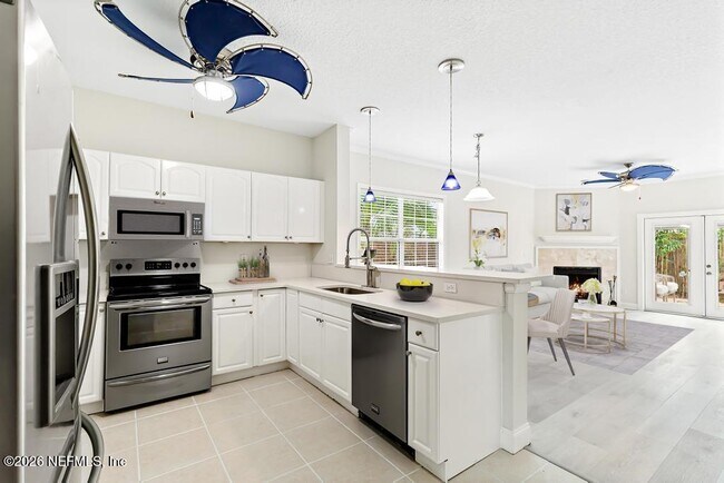 Foto del edificio - 66 W 14th St