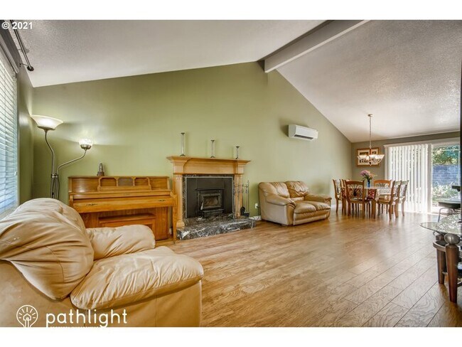 Foto del edificio - 12809 NE 5th St