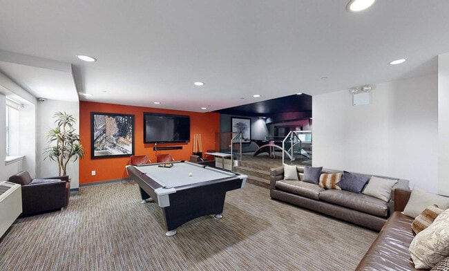 Building Photo - 120 W 21st St