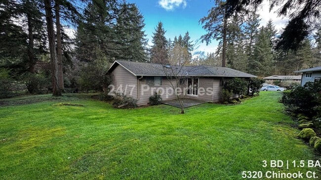 Building Photo - Cute 3 BD | 1.5 BA Home in Lake Oswego - Lake Access!