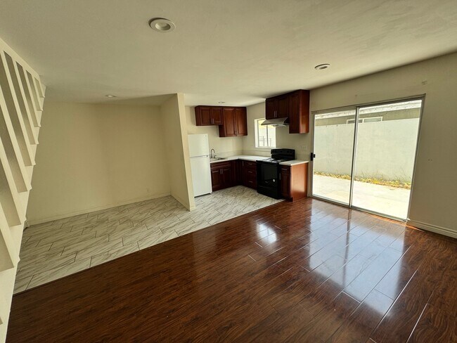 Foto del edificio - 293 N Hill Ave