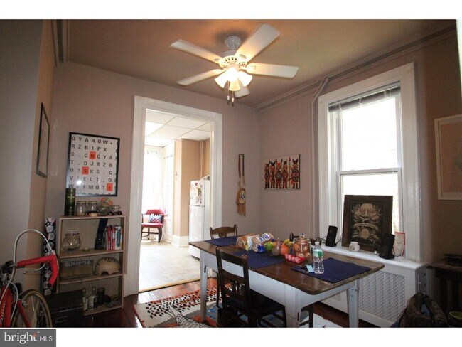 Foto del edificio - 2642 Brown St