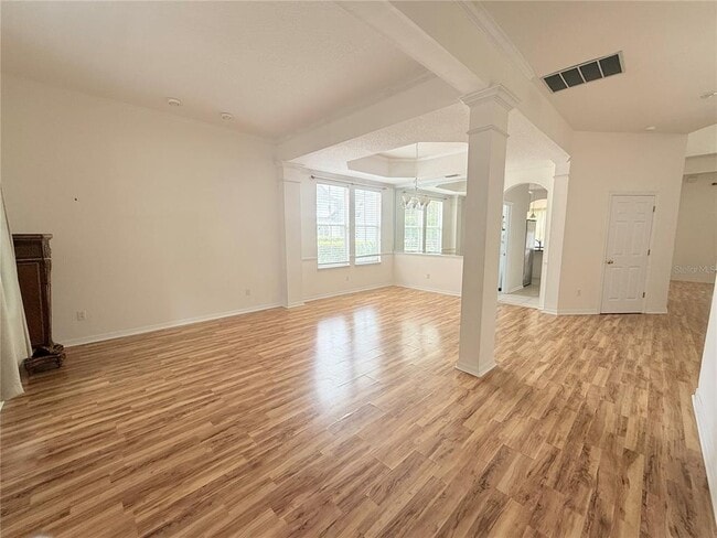 Building Photo - 902 Waterside Dr