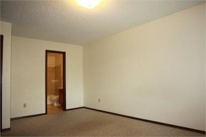 Building Photo - 2265 Split Rock Dr