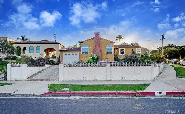 Building Photo - 901 S Ellery Dr