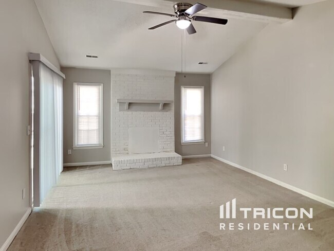 Building Photo - 5207 Walnut Grove Lane Charlotte NC