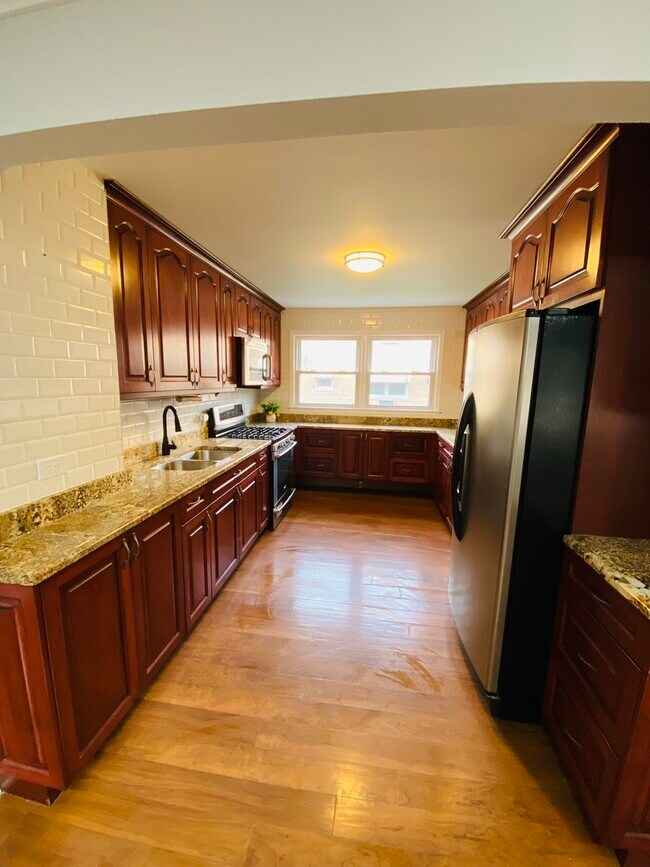 Foto del edificio - 5822 W 79th St