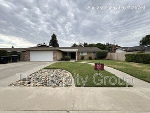 Building Photo - 1009 W Laura Ave