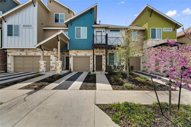 Foto del edificio - 907 Mountaineer Ln