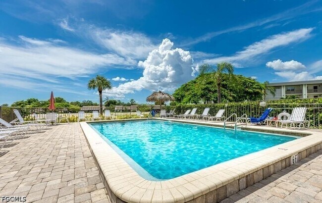Building Photo - 7410 Lake Breeze Dr