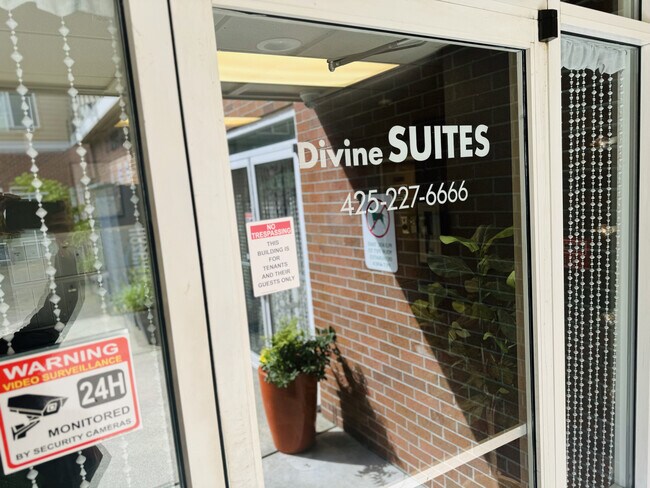 Foto del edificio - Divine Suites at Downtown Renton