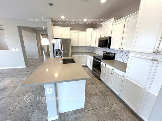 Building Photo - 22316 N 180th Dr