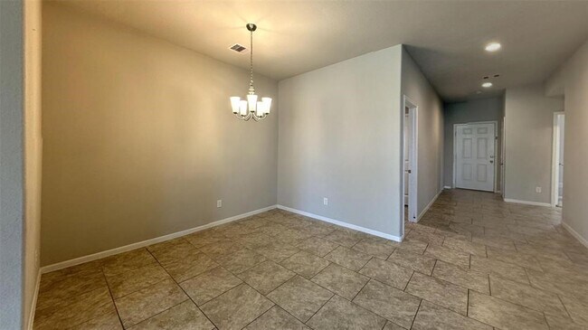 Foto del edificio - 3011 Darlington Ct
