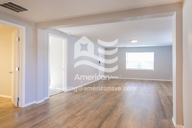 Foto del edificio - 1621 S Park St