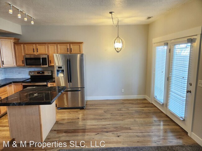 Building Photo - 3 br, 2.5 bath House - 9461 S Hidden Pt