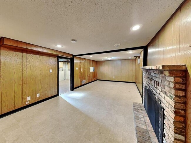Foto del edificio - 3501 Major Ave N
