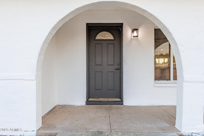 Photo - 5909 W Elm St House