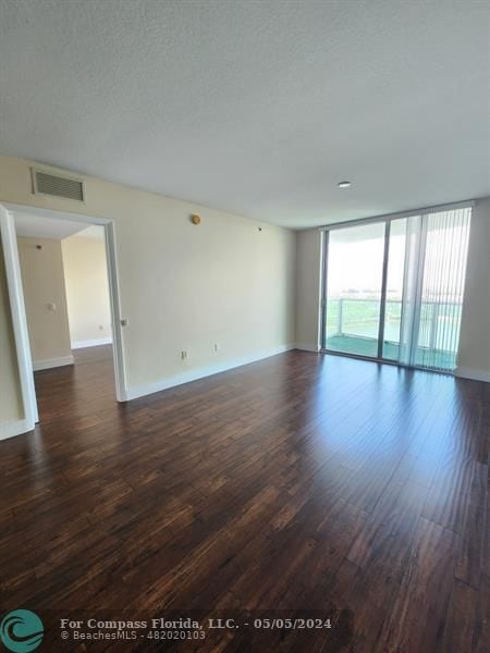 Building Photo - 2681 N Flamingo Rd