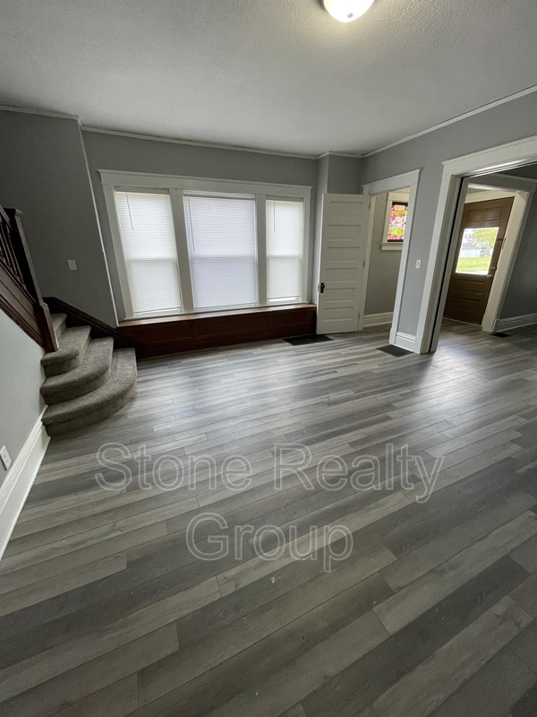 Building Photo - 1474 S 7th St
