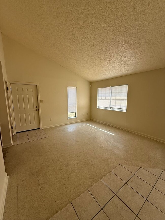 Building Photo - 8714 GSRI Ave