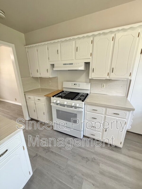 Foto del edificio - 4013 NW 57th St