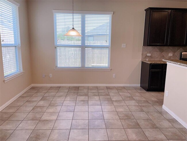 Foto del edificio - 24910 Diamond Ranch Dr