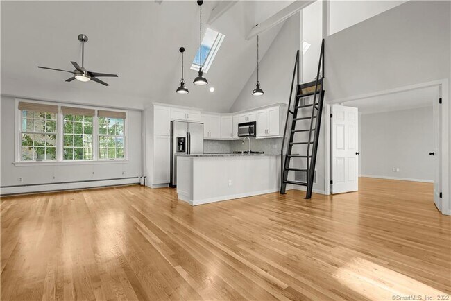 Foto del edificio - 94 Southfield Ave