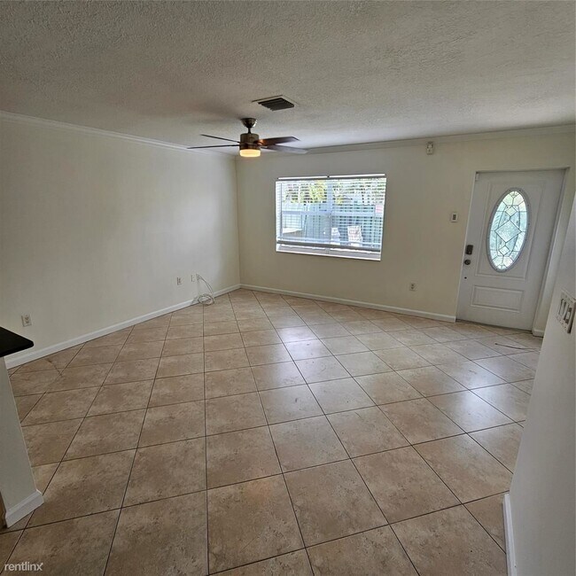 Building Photo - 2 br, 2 bath House - 1443 Windsor Ct