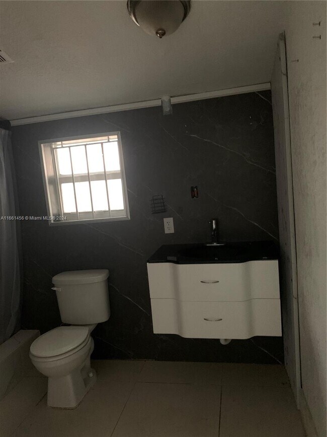 Foto del edificio - 1829 NW 62nd Terrace