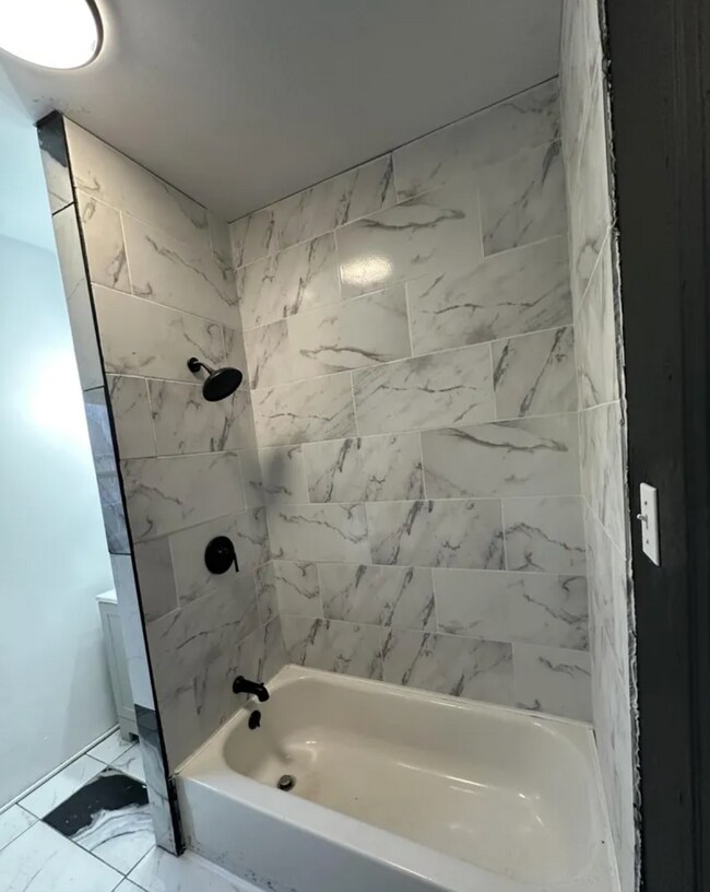 Foto del edificio - 705 2nd Ave