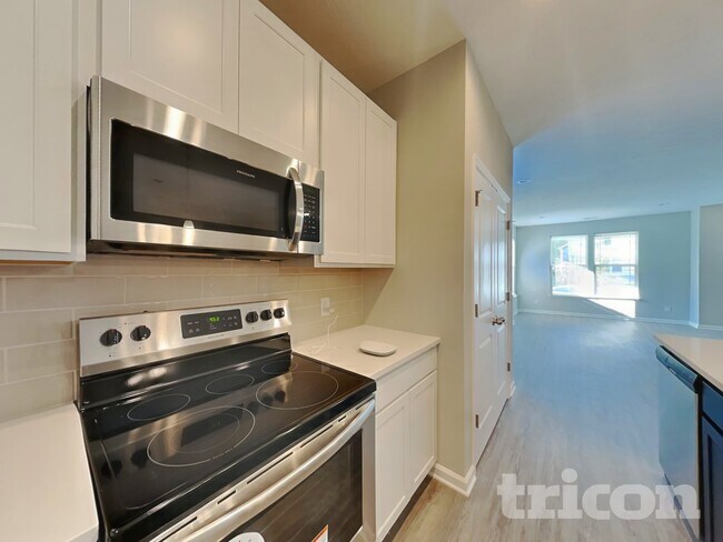 Foto del edificio - 111 Thomas Point Dr