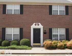 Building Photo - 2828 Florence Dr