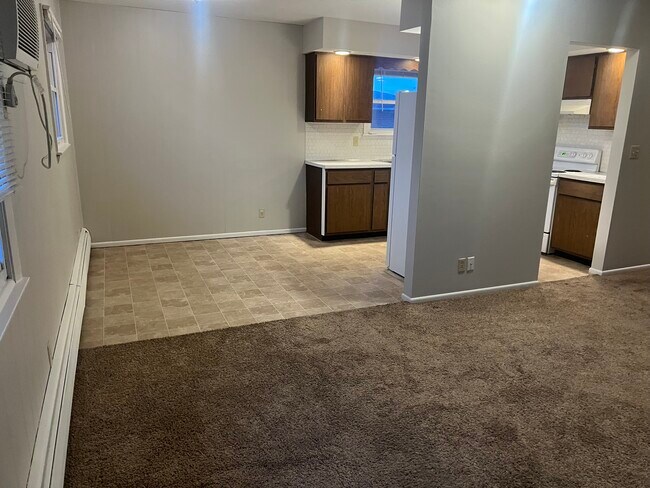 Building Photo - 1614 Bryan St