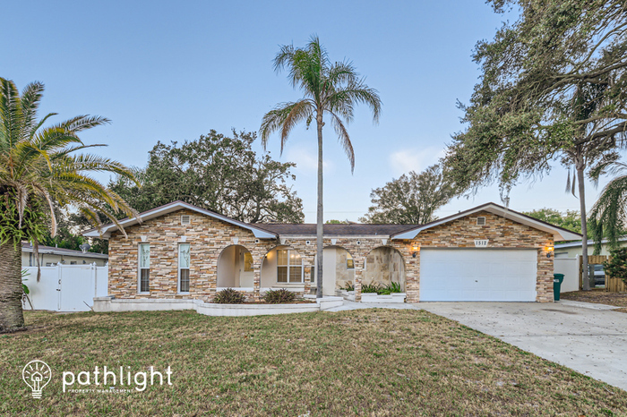 Primary Photo - 1512 Pineapple Ln, Clearwater, FL, 33759