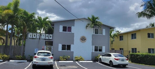 Foto del edificio - 2643 NE 8th Ave