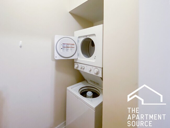 Foto del edificio - 846 W Cornelia Ave