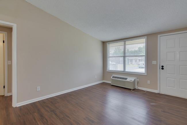 Building Photo - 157 Fister Ct