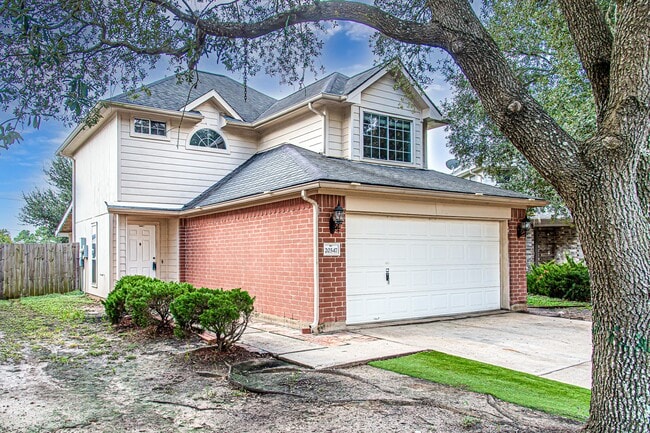 Building Photo - 20347 Hunterclif Ln