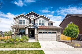 Building Photo - 960 S De Gaulle Ct