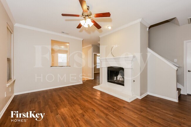 Foto del edificio - 3040 Thicket Bend Ct