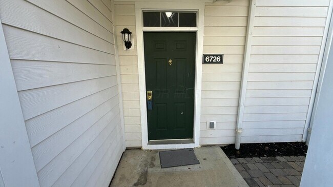 Foto del edificio - 6726 Durwood Ln